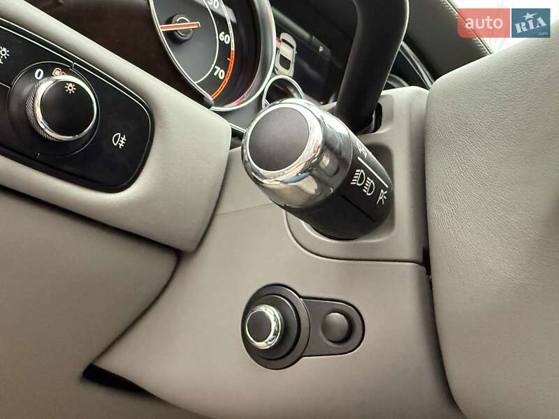 Купе Bentley Continental GT 2011 в Киеве фото 125 Купе Bentley Continental GT 2011 в Киеве
