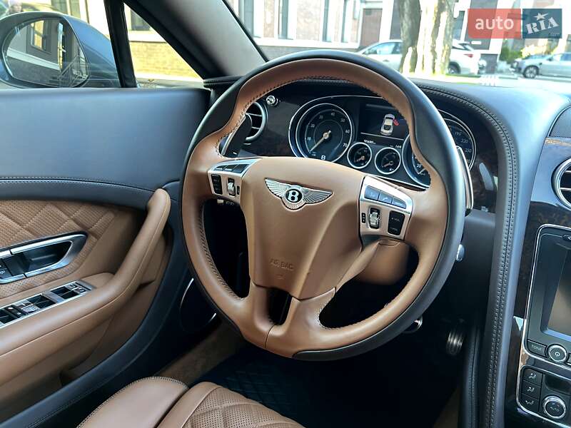 Купе Bentley Continental GT 2016 в Киеве фото 26 Купе Bentley Continental GT 2016 в Киеве