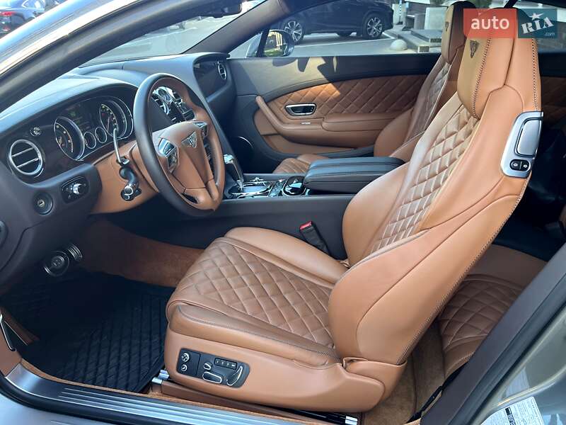 Купе Bentley Continental GT 2016 в Киеве фото 23 Купе Bentley Continental GT 2016 в Киеве