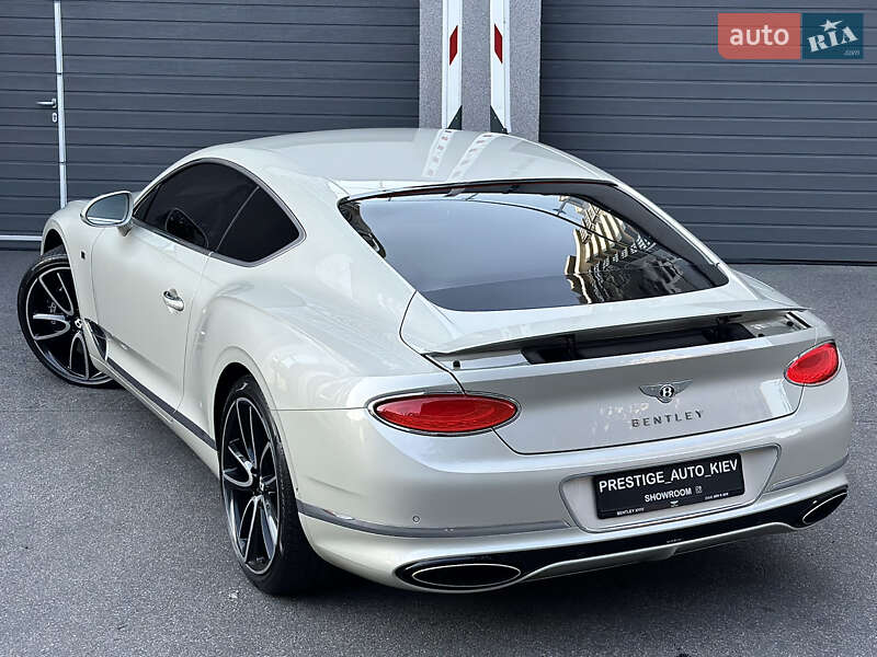 Купе Bentley Continental GT 2018 в Києві фото 28 Купе Bentley Continental GT 2018 в Києві