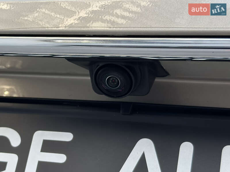 Купе Bentley Continental GT 2018 в Києві фото 44 Купе Bentley Continental GT 2018 в Києві