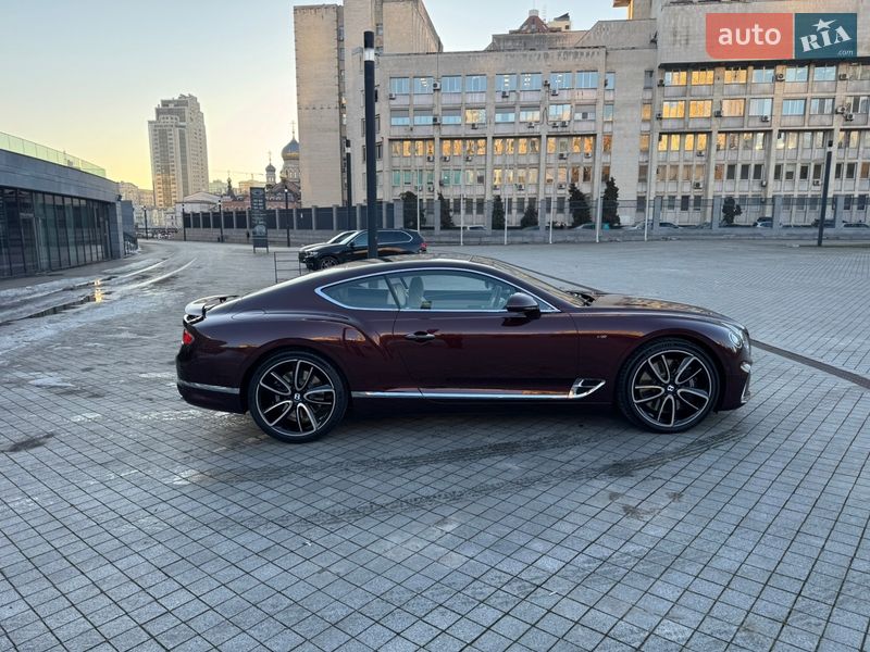 Купе Bentley Continental GT 2021 в Києві