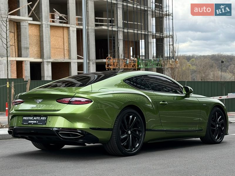 Купе Bentley Continental GT 2025 в Киеве