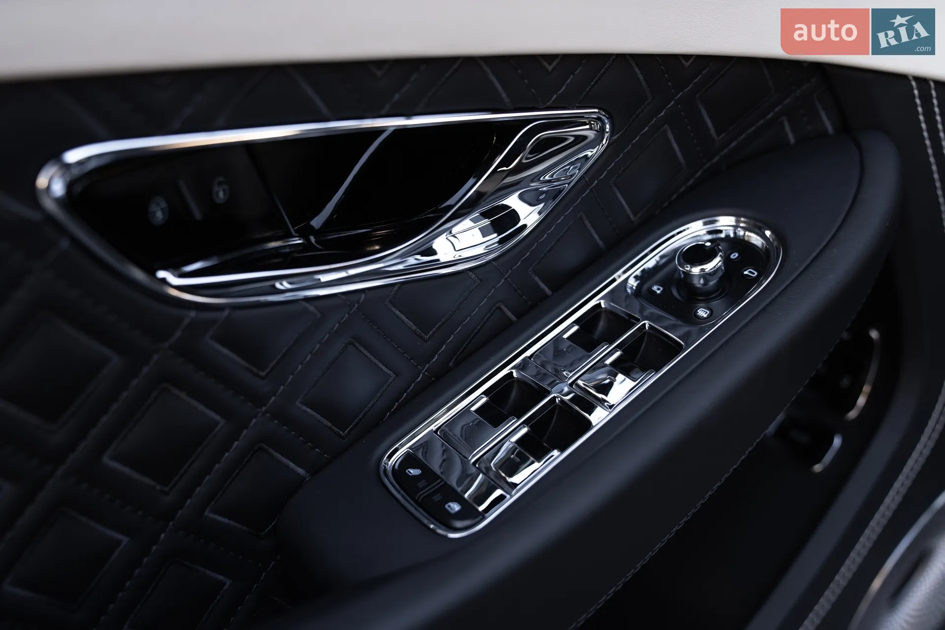 2018 Bentley Continental - мініатюра 22