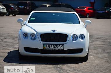 Кабриолет Bentley Continental 2004 в 