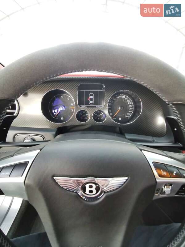 Купе Bentley Continental 2010 в Києві