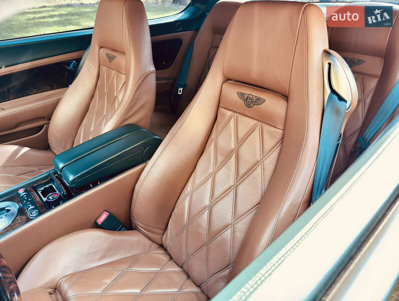 Купе Bentley Continental 2006 в Новомосковську