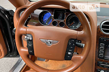 Седан Bentley Flying Spur V8 2006 в Одесі