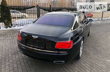 Седан Bentley Flying Spur 2014 в Киеве