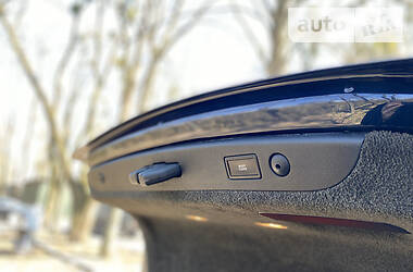 Седан Bentley Flying Spur 2010 в 