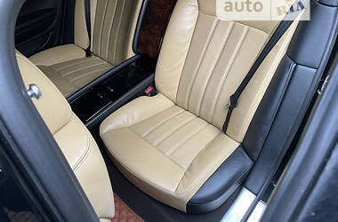 Седан Bentley Flying Spur 2005 в Києві