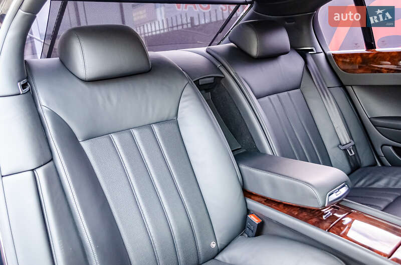 Седан Bentley Flying Spur 2007 в Киеве