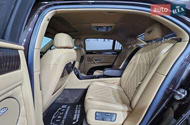 Седан Bentley Flying Spur 2017 в 