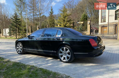 Купе Bentley Flying Spur 2007 в 