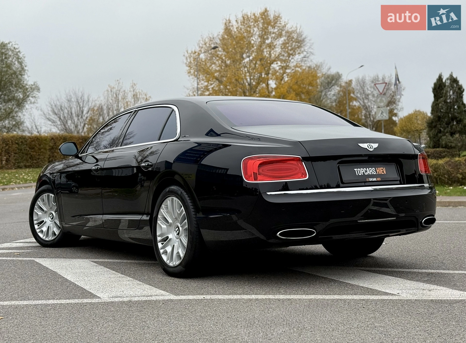 2013 Bentley Flying Spur - мініатюра 12