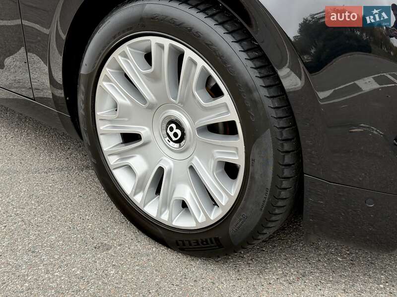 Седан Bentley Flying Spur 2013 в Киеве фото 30 Седан Bentley Flying Spur 2013 в Киеве