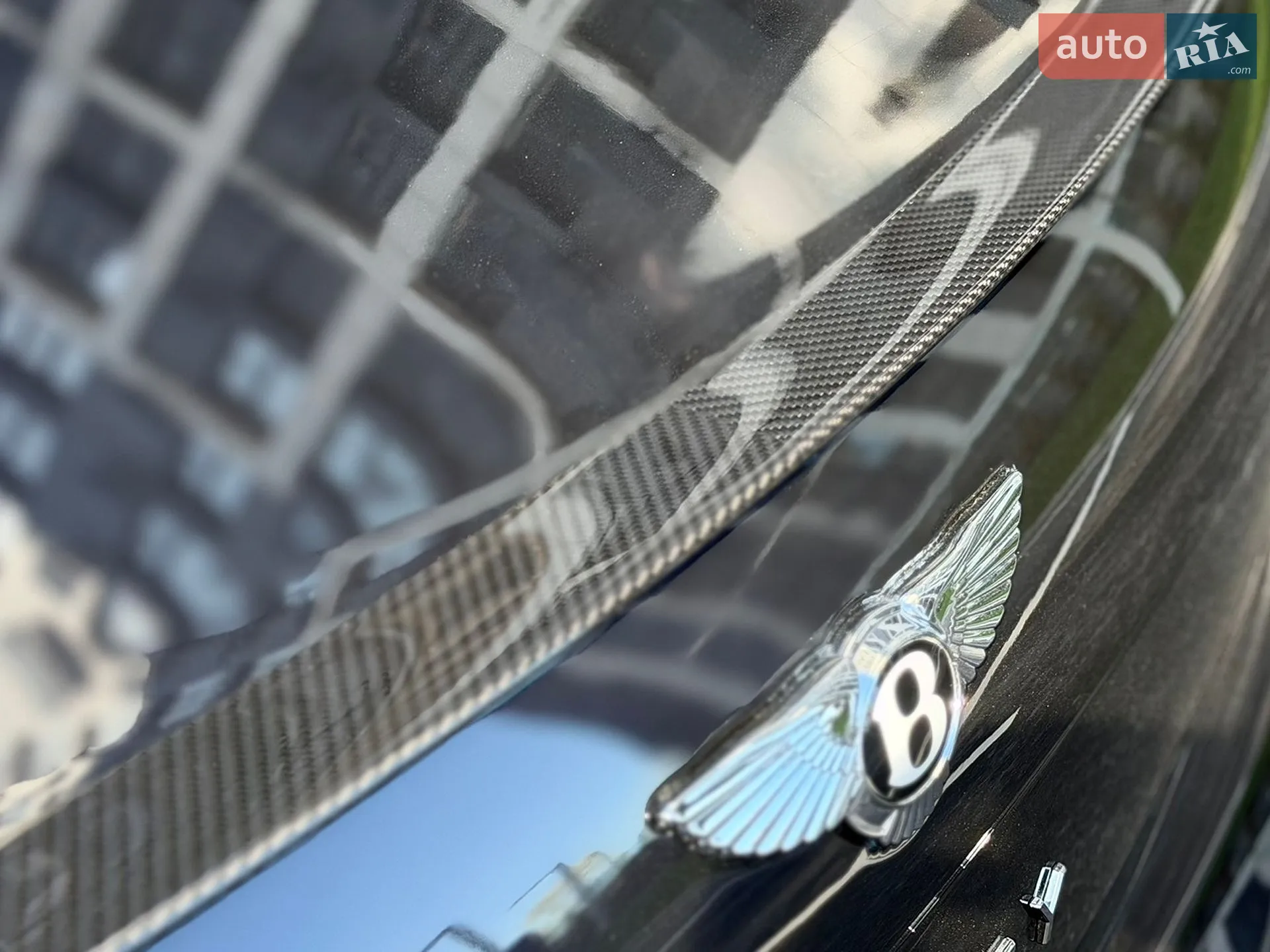 2022 Bentley Flying Spur - мініатюра 34