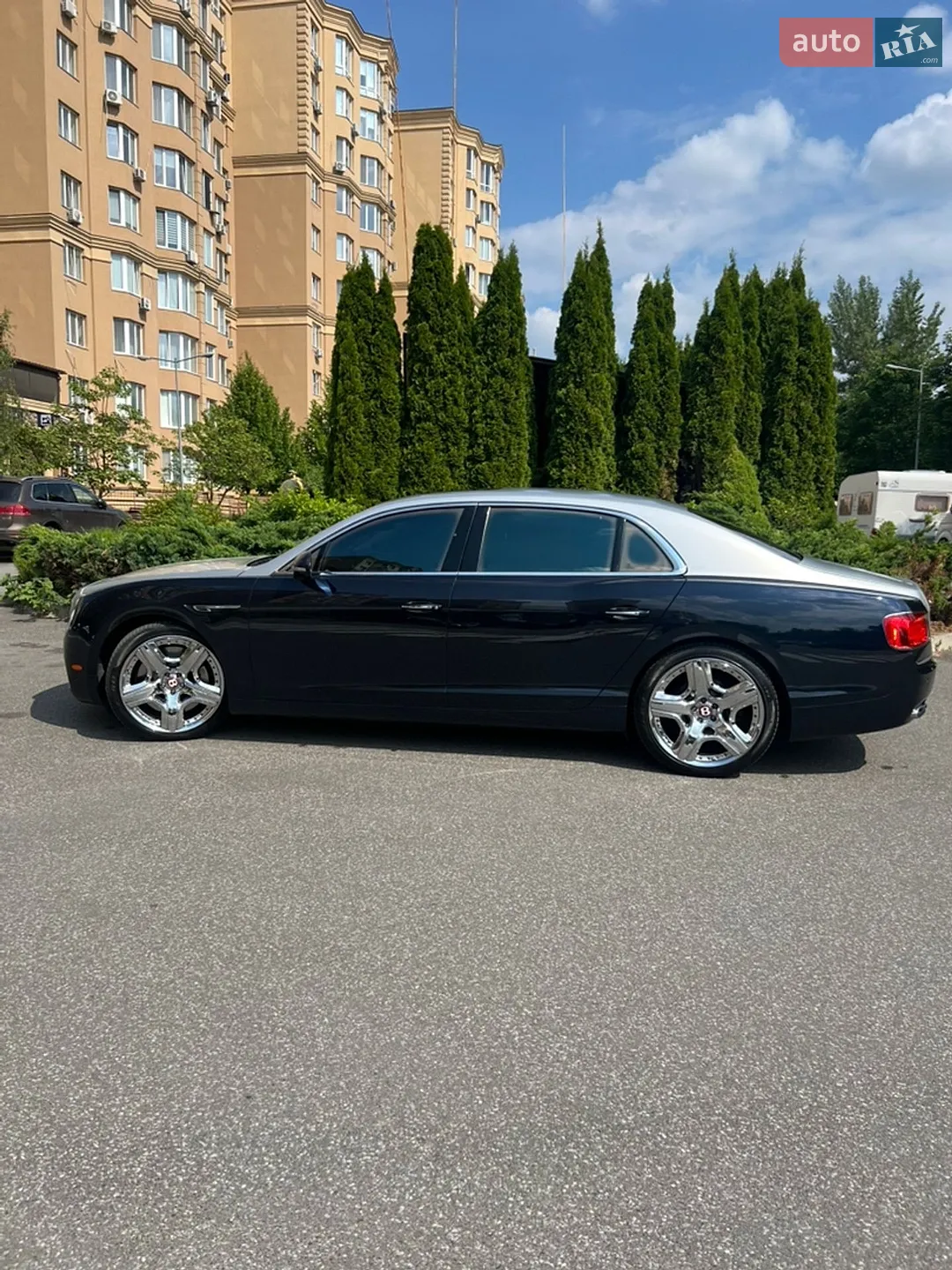 2015 Bentley Flying Spur - мініатюра 8