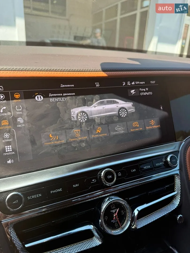 2021 Bentley Flying Spur - мініатюра 20