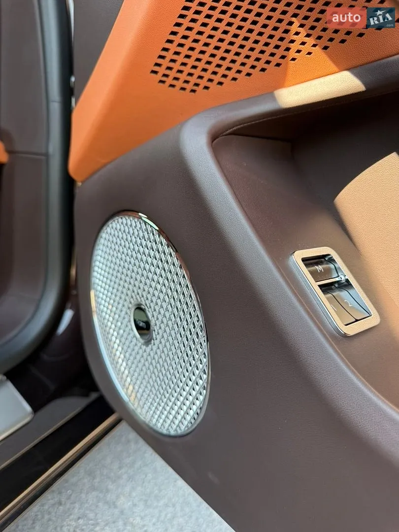 2021 Bentley Flying Spur - мініатюра 91
