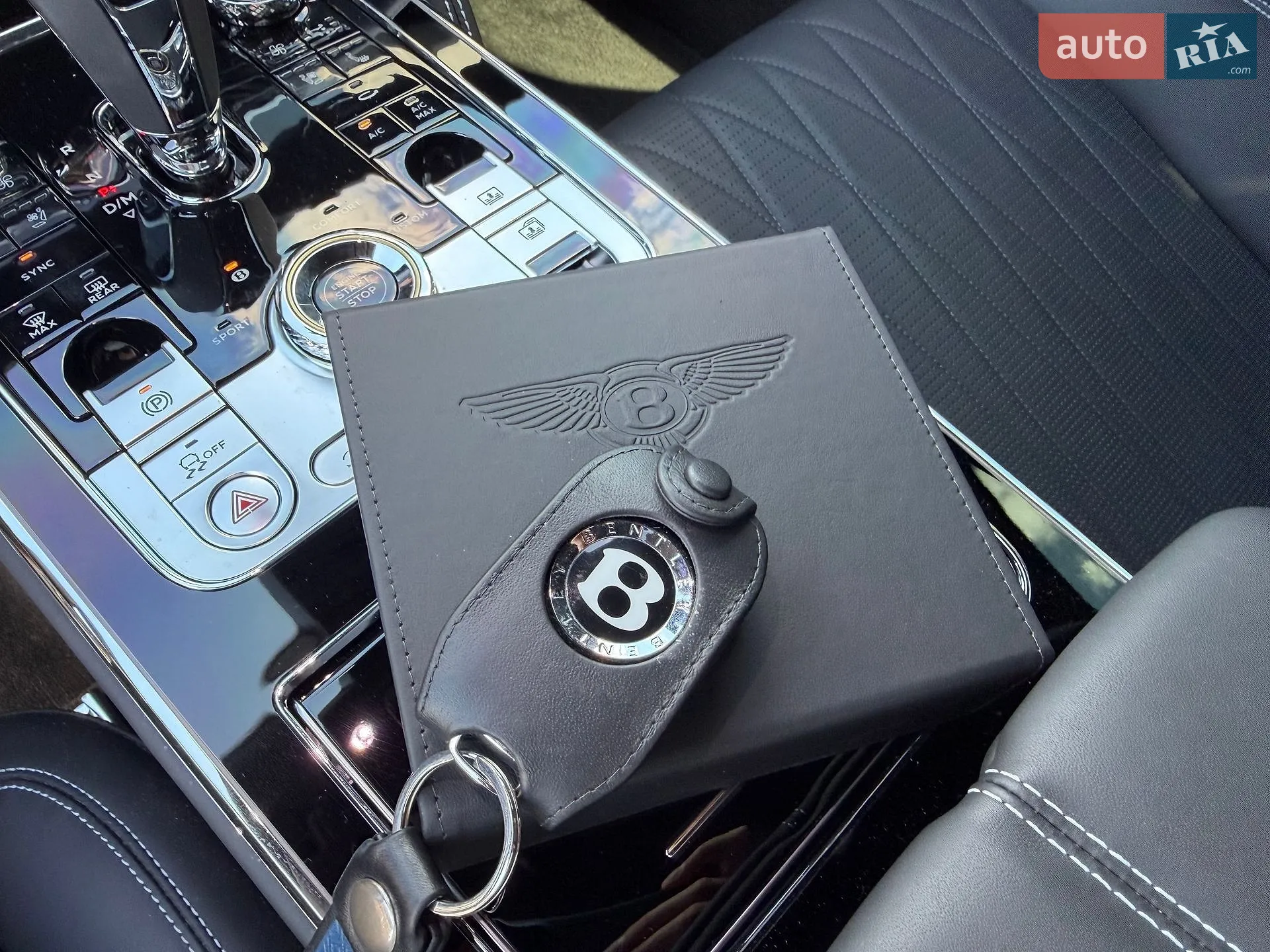 2023 Bentley Flying Spur - мініатюра 50