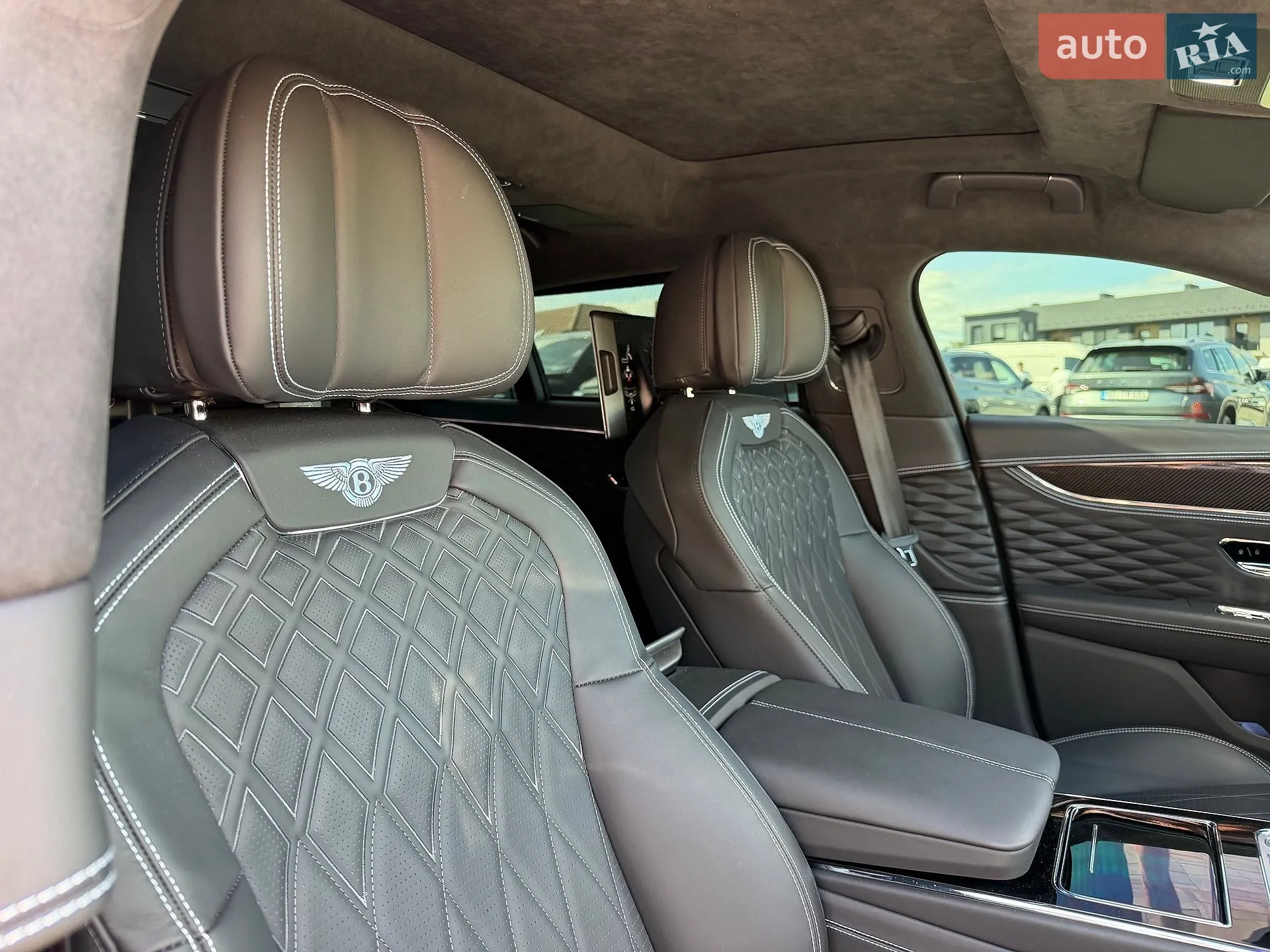 2023 Bentley Flying Spur - мініатюра 57