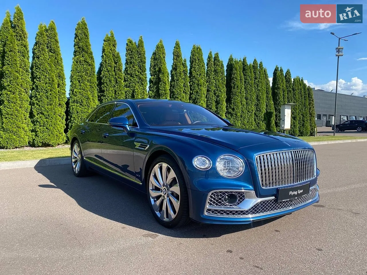 2020 Bentley Flying Spur - мініатюра 31