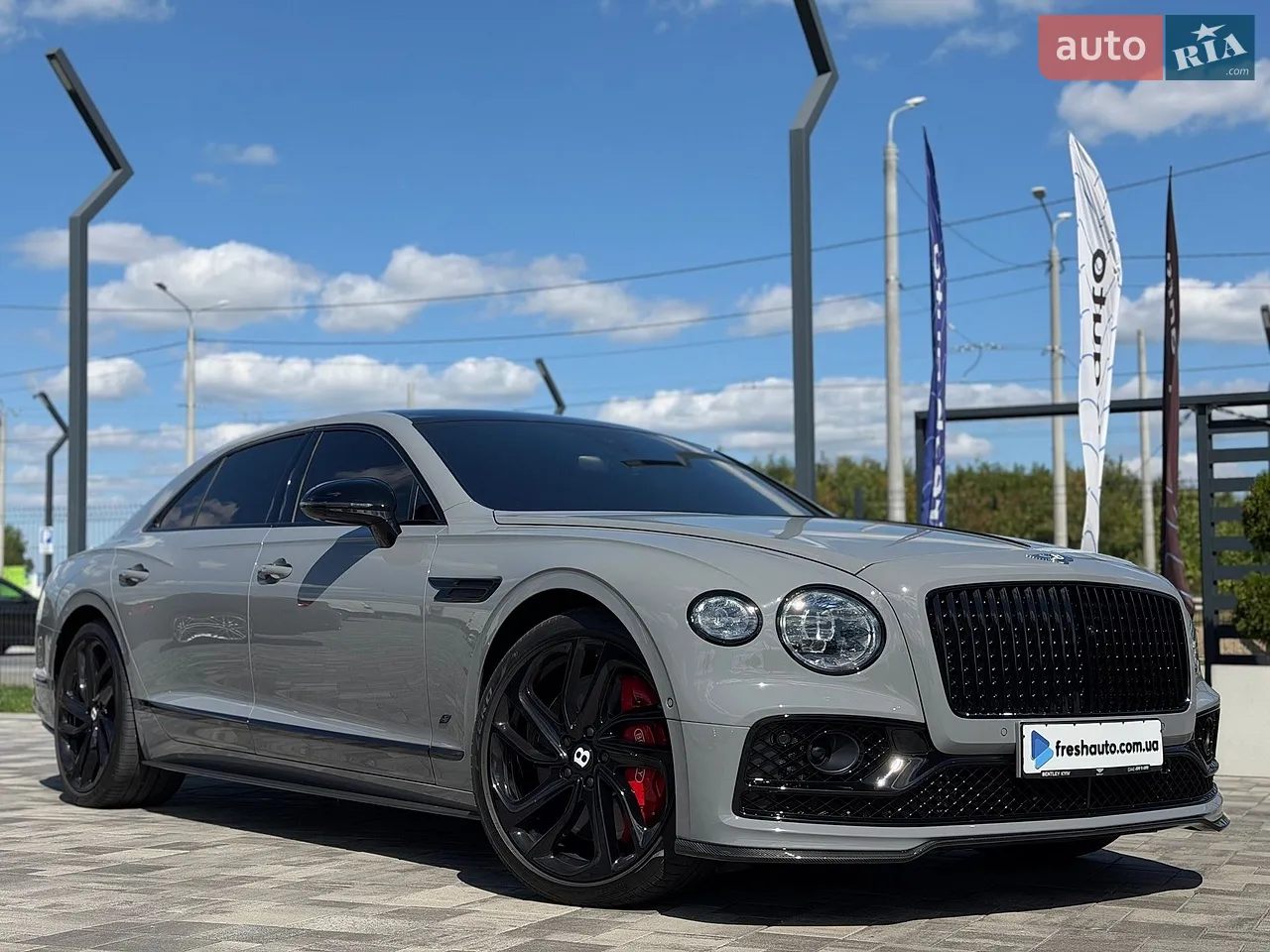 2023 Bentley Flying Spur - мініатюра 75