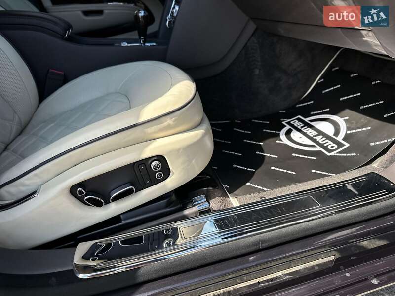 Седан Bentley Mulsanne 2015 в Киеве фото 49 Седан Bentley Mulsanne 2015 в Киеве