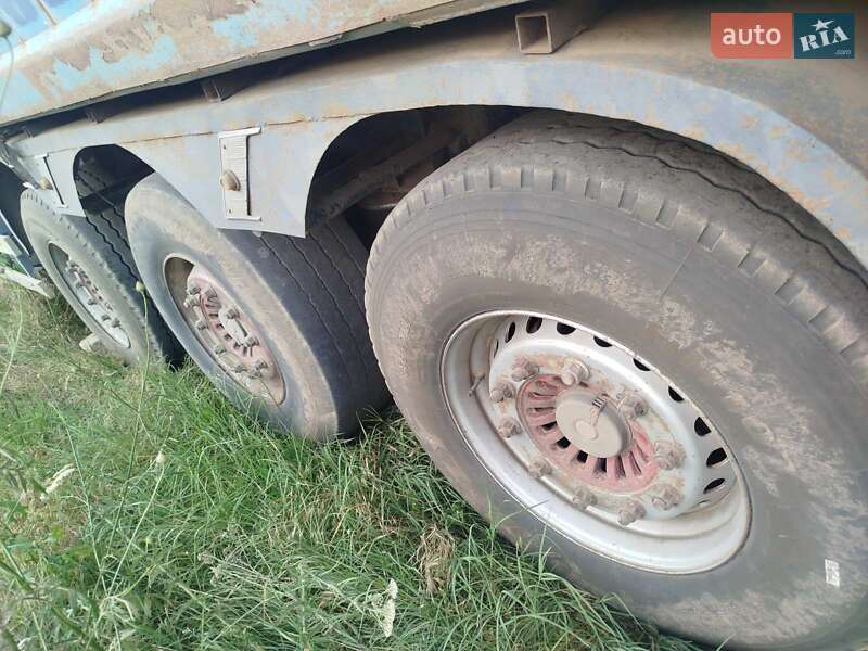 Самосвал полуприцеп Berger Standard 2004 в Тарутине