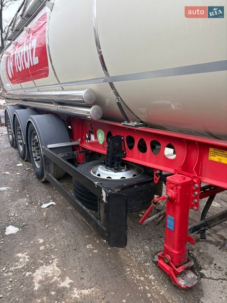 Цистерна Berger Standard 2017 в Чернівцях