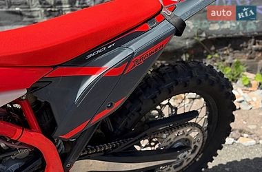 Мотоцикл Позашляховий (Enduro) Beta RR 2T 2025 в Києві фото 8 Мотоцикл Позашляховий (Enduro) Beta RR 2T 2025 в Києві