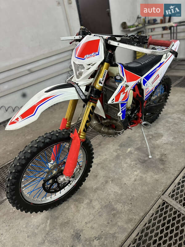 Мотоцикл Позашляховий (Enduro) Beta RR 2018 в Запоріжжі фото 3 Мотоцикл Позашляховий (Enduro) Beta RR 2018 в Запоріжжі