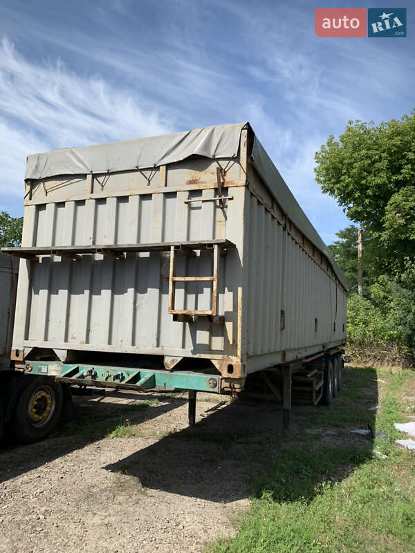 Зерновоз - полуприцеп Blumhardt BPV 1991 в Одессе