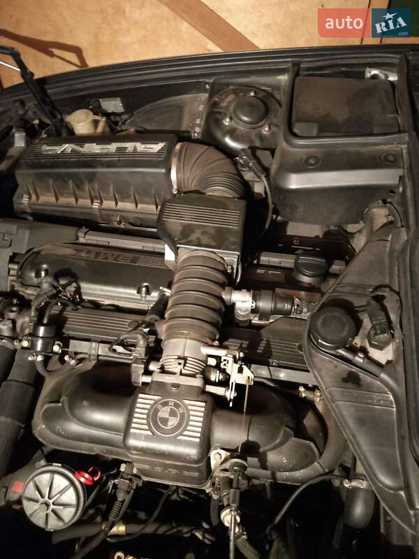 Седан BMW-Alpina B10 1989 в Киеве фото 17 Седан BMW-Alpina B10 1989 в Киеве