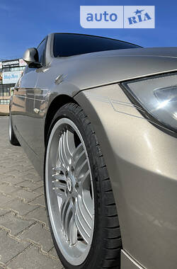 Седан BMW-Alpina B3 2009 в 