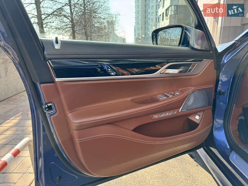 Седан BMW-Alpina B7 2017 в Києві