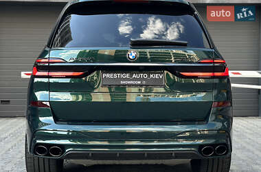Позашляховик / Кросовер BMW-Alpina XB7 2023 в 