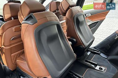 Позашляховик / Кросовер BMW-Alpina XB7 2023 в 