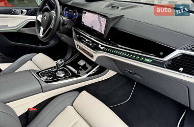Внедорожник / Кроссовер BMW-Alpina XB7 2022 в 