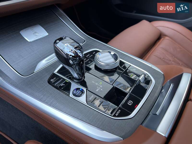 Позашляховик / Кросовер BMW-Alpina XB7 2024 в Києві