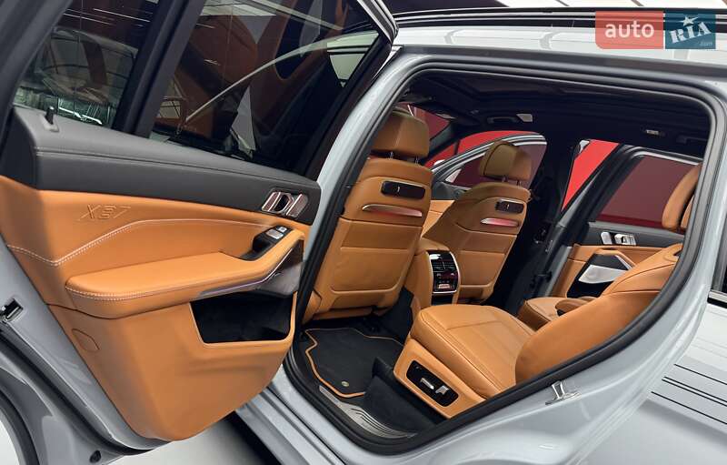 Внедорожник / Кроссовер BMW-Alpina XB7 2023 в Киеве фото 37 Внедорожник / Кроссовер BMW-Alpina XB7 2023 в Киеве