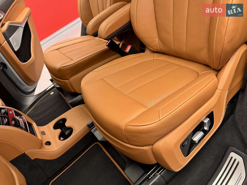 Внедорожник / Кроссовер BMW-Alpina XB7 2023 в Киеве фото 43 Внедорожник / Кроссовер BMW-Alpina XB7 2023 в Киеве