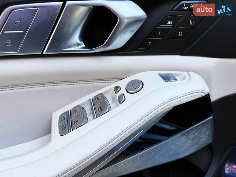 Внедорожник / Кроссовер BMW-Alpina XB7 2021 в Львове