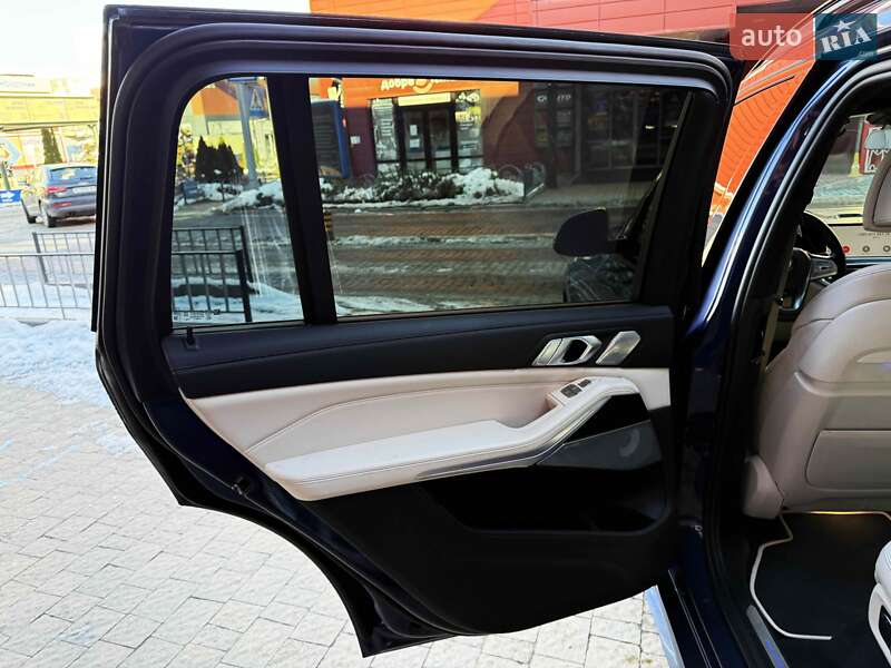 Внедорожник / Кроссовер BMW-Alpina XB7 2021 в Львове