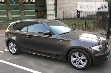 Купе BMW 1 Series 2007 в Киеве