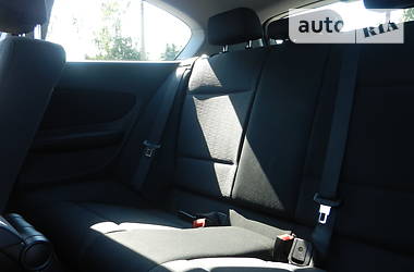 Седан BMW 1 Series 2009 в 