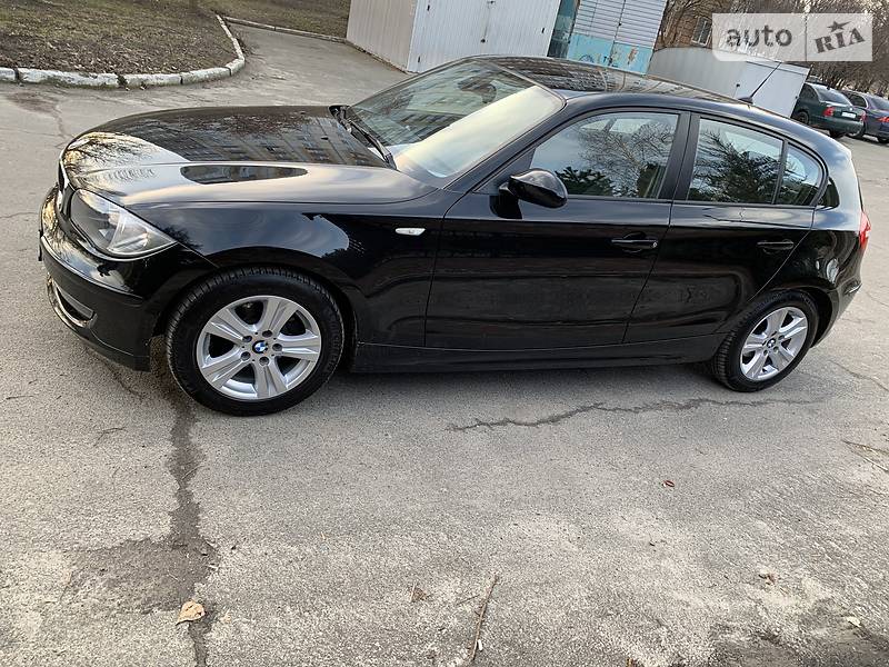 Хетчбек BMW 1 Series 2007 в Василькові