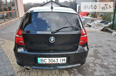 Хетчбек BMW 1 Series 2008 в 