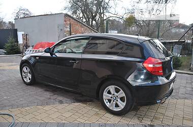 Хетчбек BMW 1 Series 2008 в 